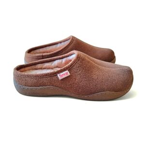 Tamarac Men's Scuffy Cow Suede Slippers Allspice - Size 8M